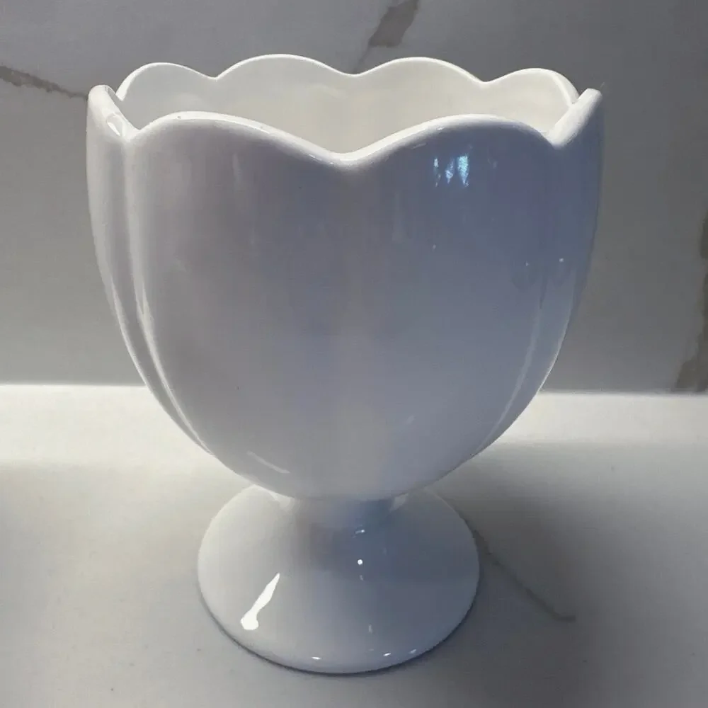 Vintage Set of 4 Porcelain Ice Cream Cups Una Porcelain by Norpro Tulip Dessert